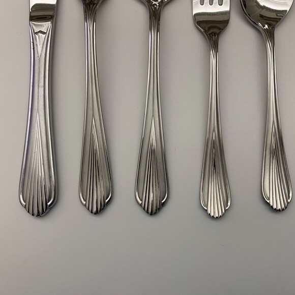 Hampton Silversmiths 235 Stainless Steel Forks Spoons Knife 18/10 Ribbed 5 Pcs - Picture 3 of 6